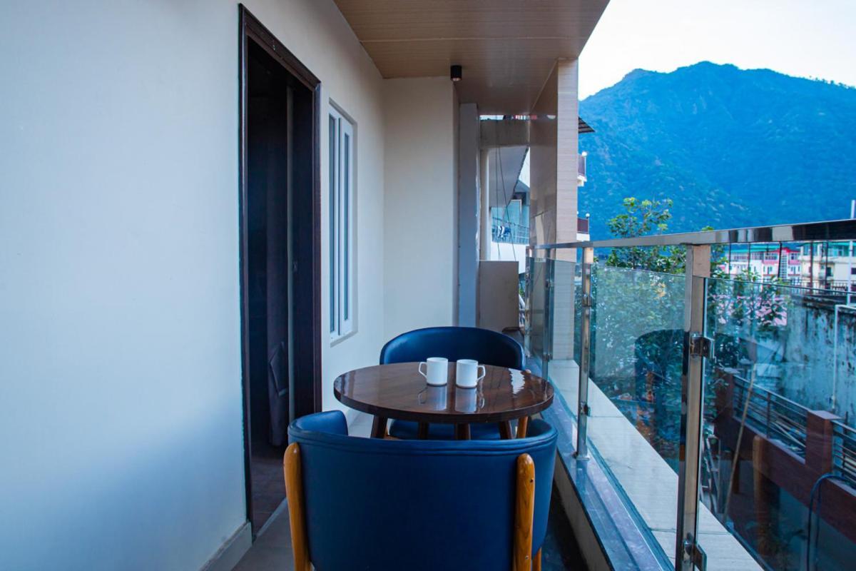 Hotel Lords Valley Rishīkesh Exteriör bild